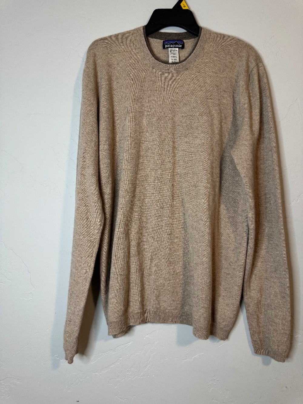 Patagonia Men's Light Brown Pullover Sweater, Size L, 100% cashmere